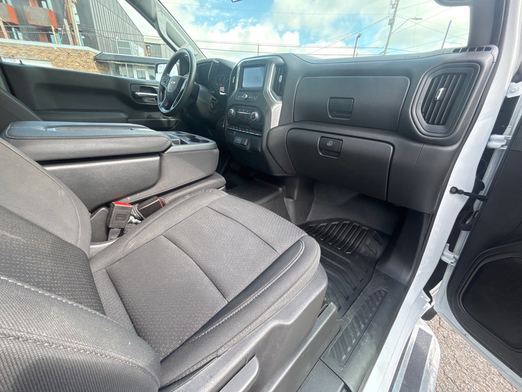 2024 Chevrolet Silverado 1500 Image 16
