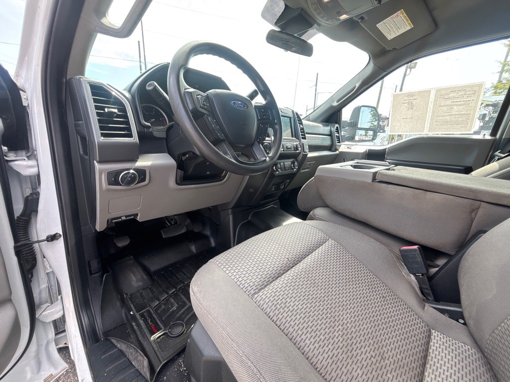 2020 Ford F-350 Image 9