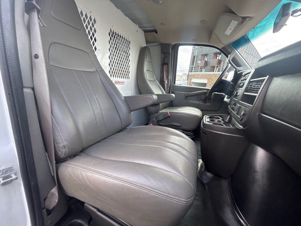 2018 Chevrolet Silverado 2500 Image 16