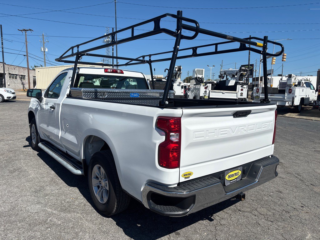 2024 Chevrolet Silverado 1500 Image 3