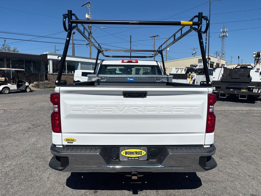 2024 Chevrolet Silverado 1500 Image 4