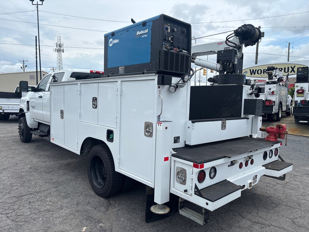 2022 Chevrolet 6500 Image 3
