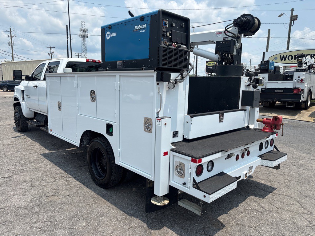 2022 Chevrolet 6500 Image 10