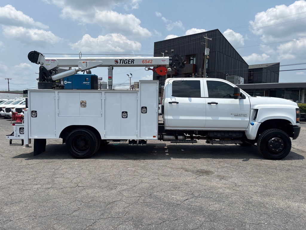 2022 Chevrolet 6500 Image 13