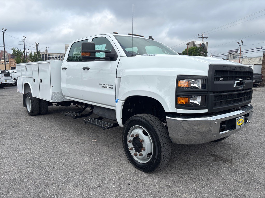 2022 Chevrolet 5500 Image 7