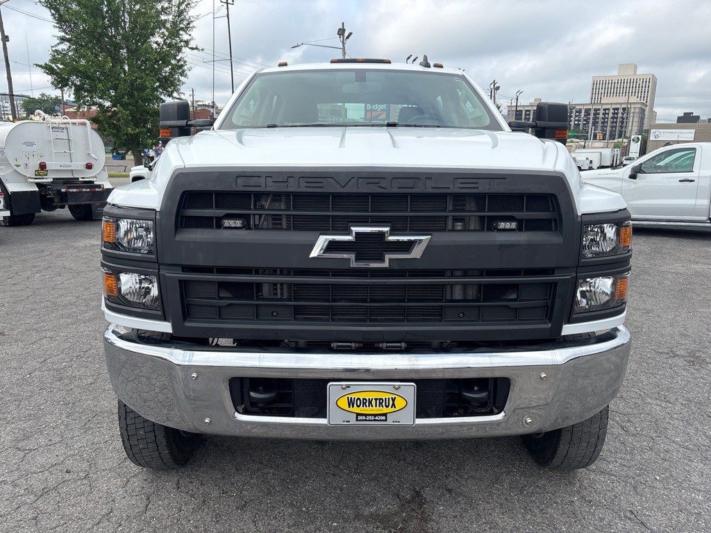2022 Chevrolet 5500 Image 8