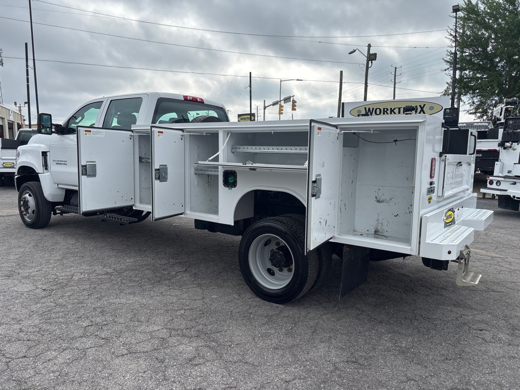 2022 Chevrolet 5500 Image 26