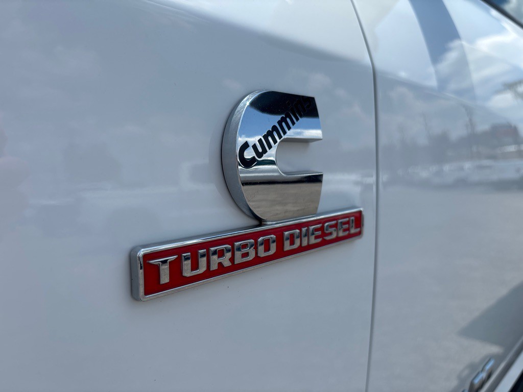2022 RAM 3500 Image 10