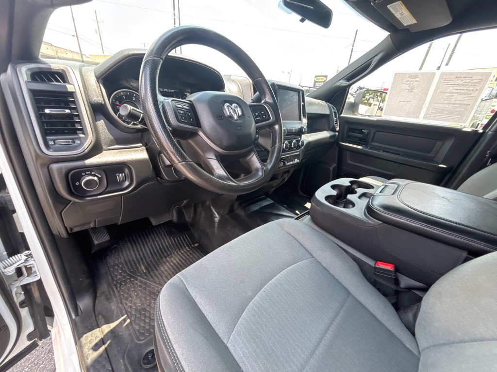 2022 RAM 3500 Image 11