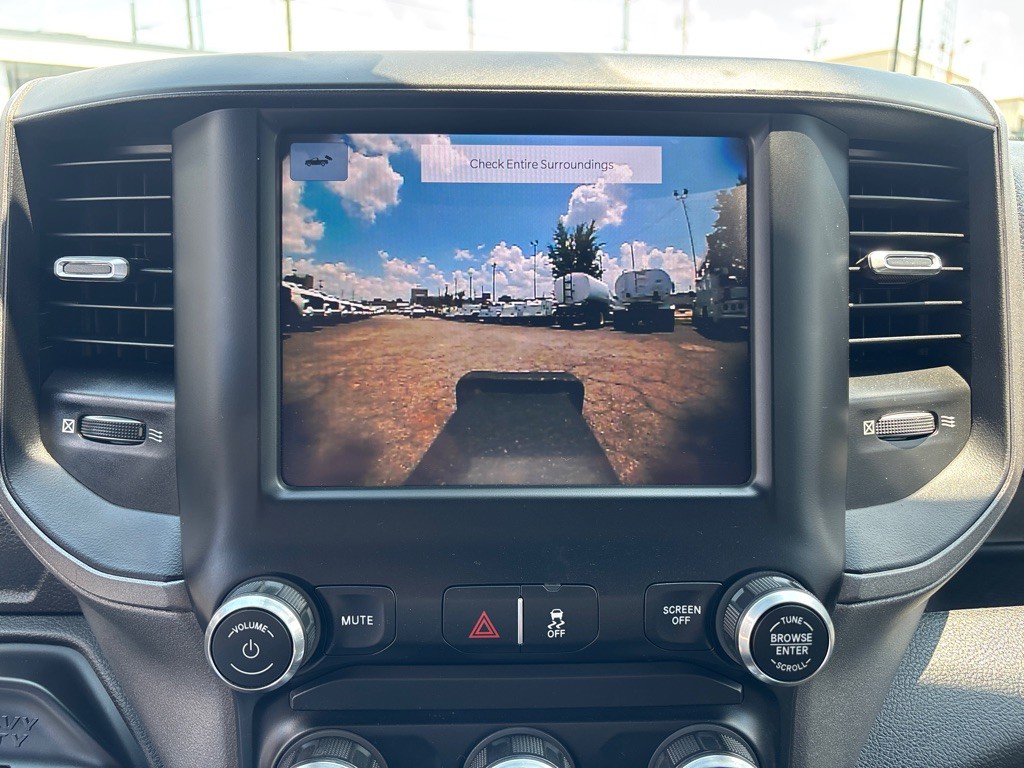 2022 RAM 3500 Image 19