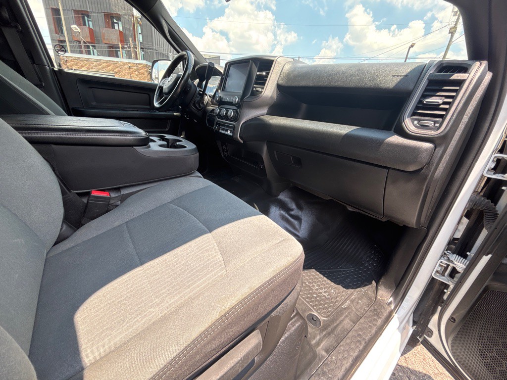 2022 RAM 3500 Image 22