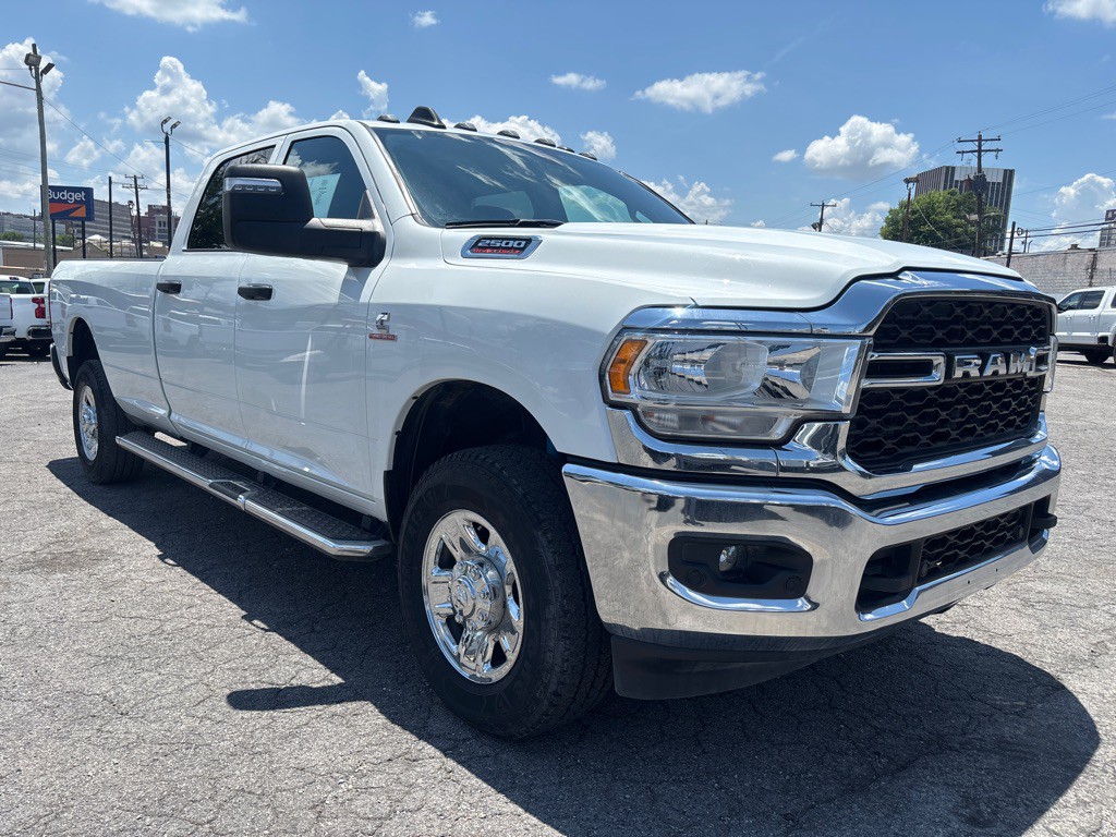 2024 RAM 2500 Image 7