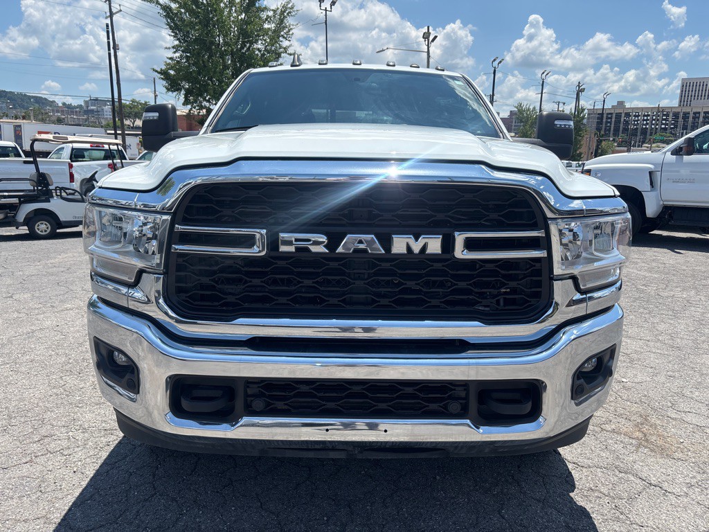 2024 RAM 2500 Image 8