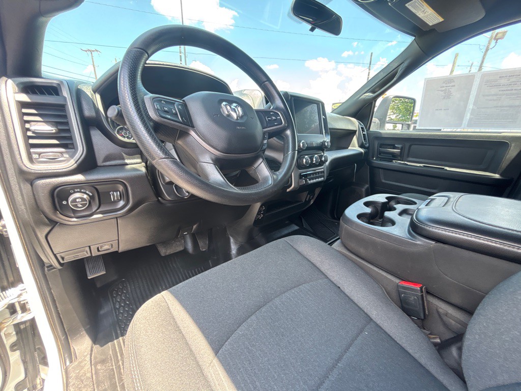 2024 RAM 2500 Image 9