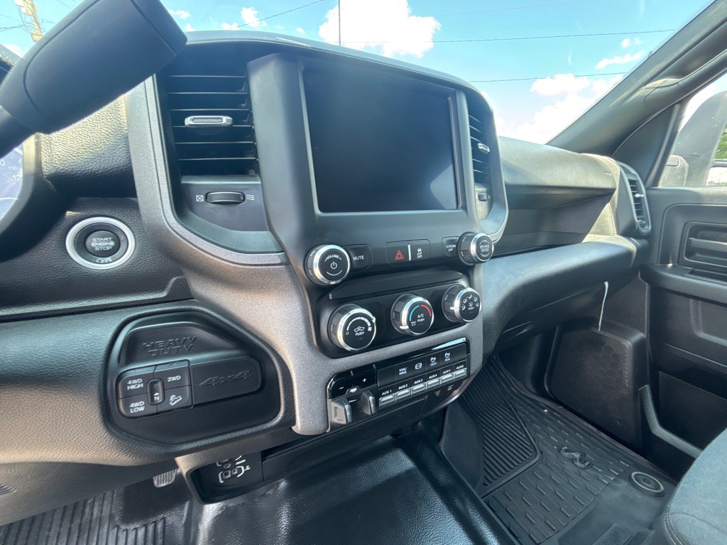 2024 RAM 2500 Image 16