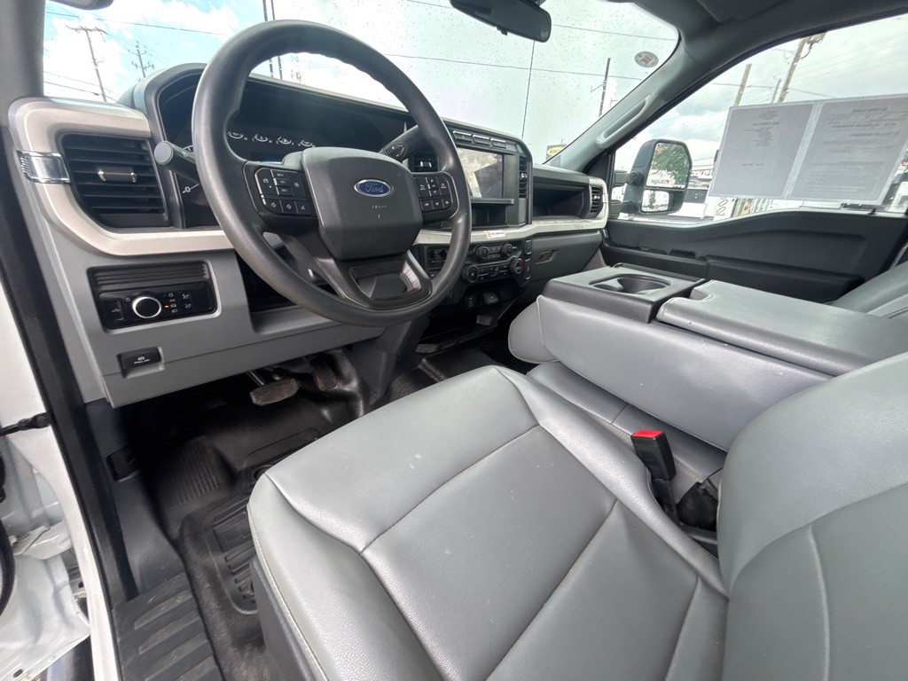 2023 Ford F-350 Image 10