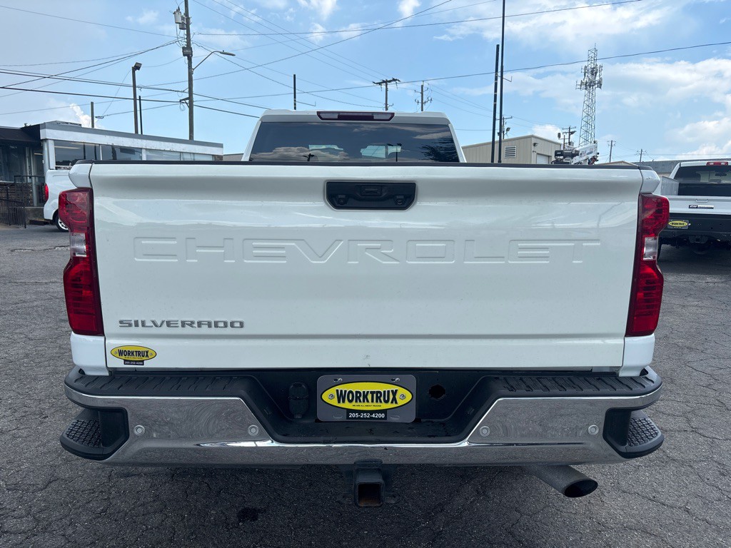 2024 Chevrolet C/K 2500 Image 4