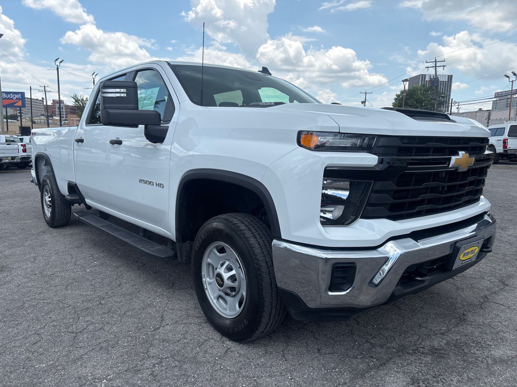 2024 Chevrolet C/K 2500 Image 7