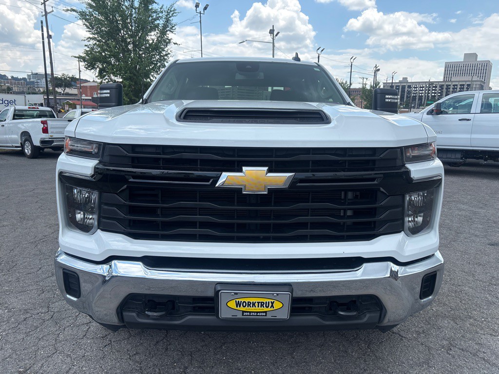 2024 Chevrolet C/K 2500 Image 8