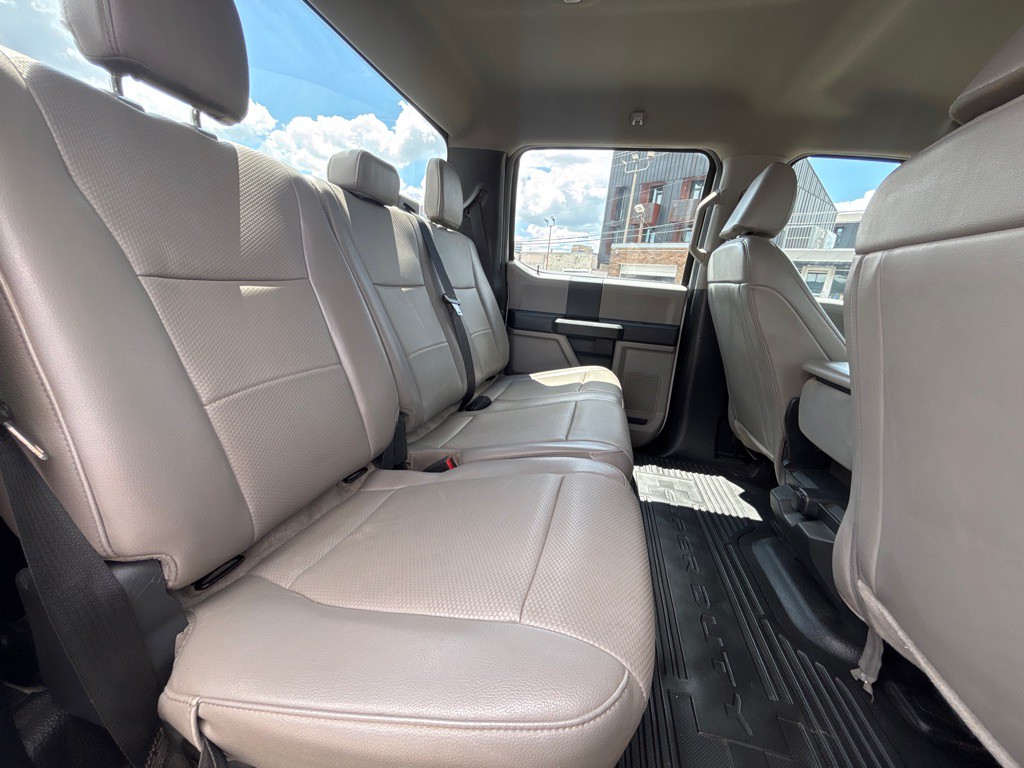 2022 Ford F-250 Image 21