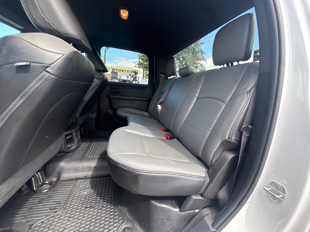 2023 RAM 3500 Image 19