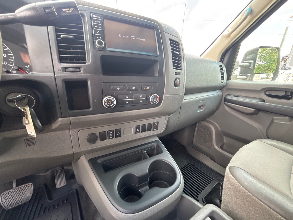 2019 Nissan NV Image 12