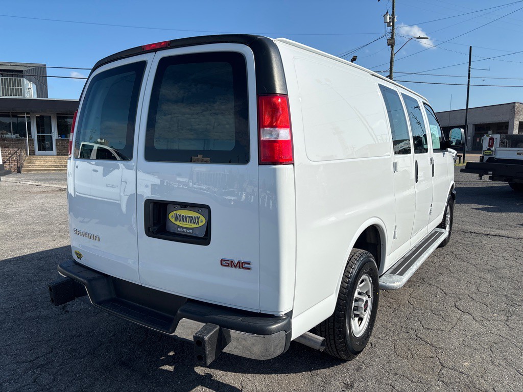 2023 GMC G2500 Image 5