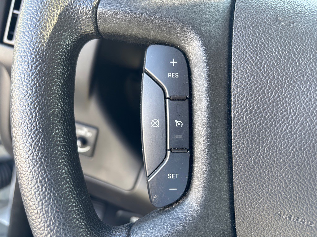 2023 GMC G2500 Image 12