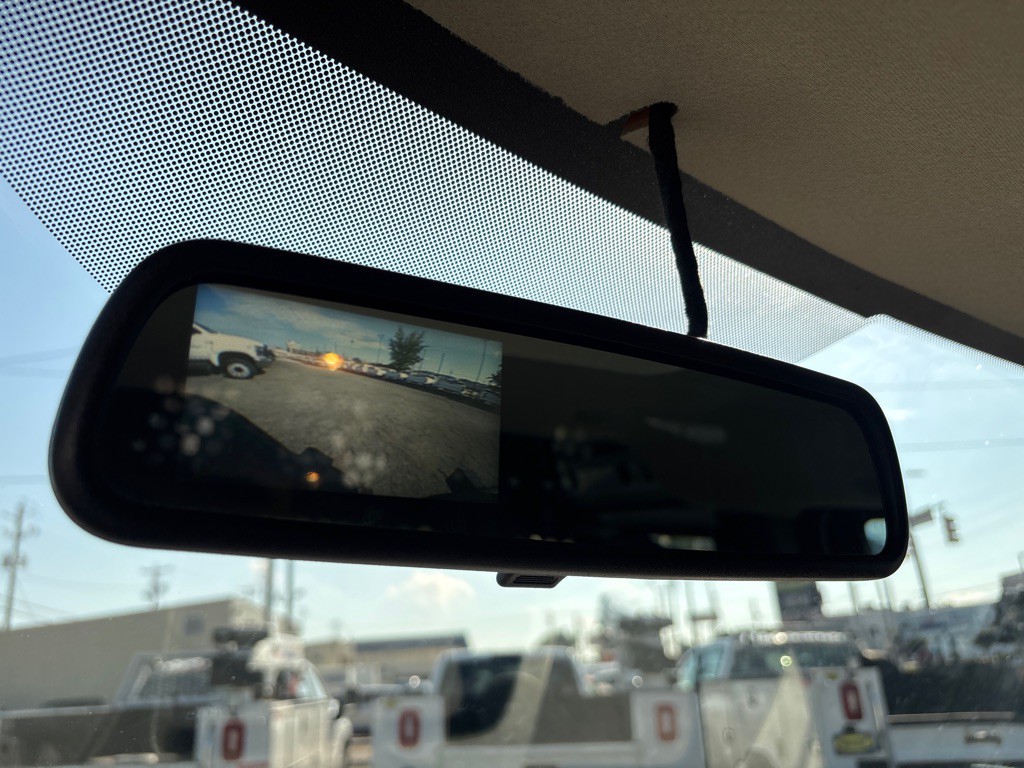 2023 GMC G2500 Image 14