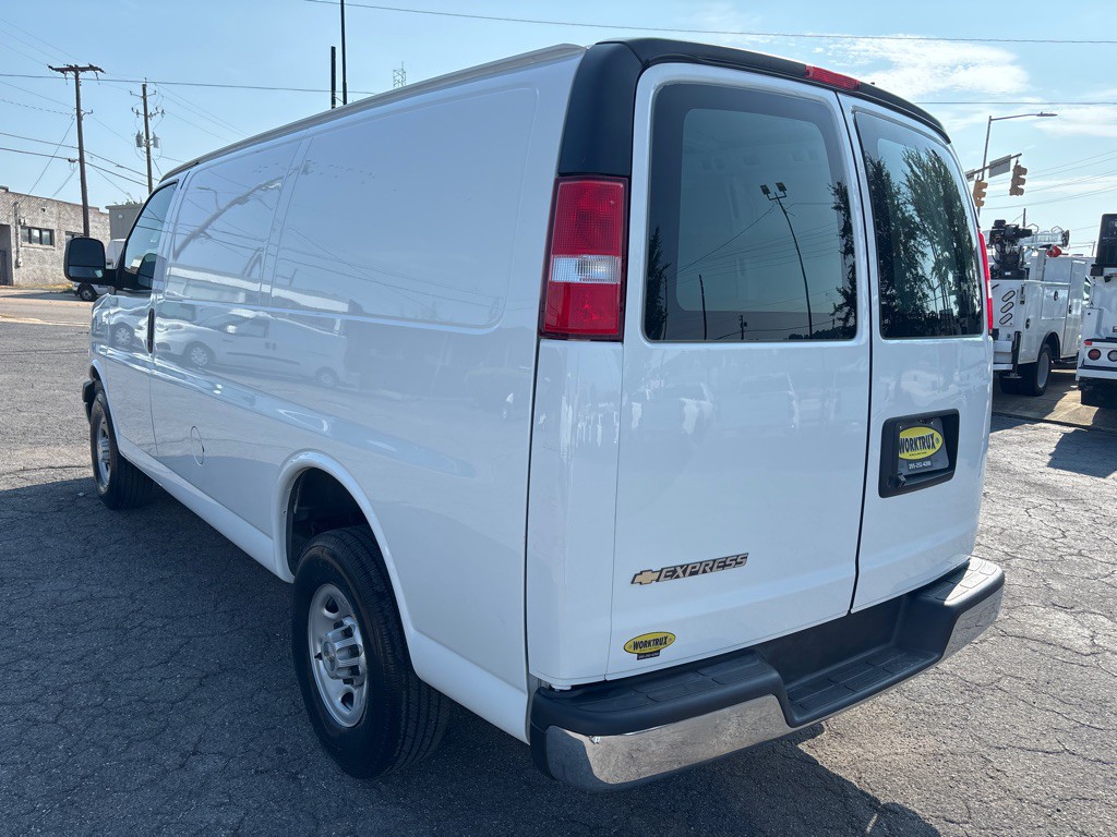 2023 Chevrolet Silverado 2500 Image 3