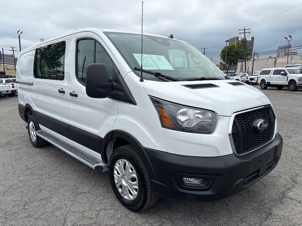 2023 Ford T250 Image 7
