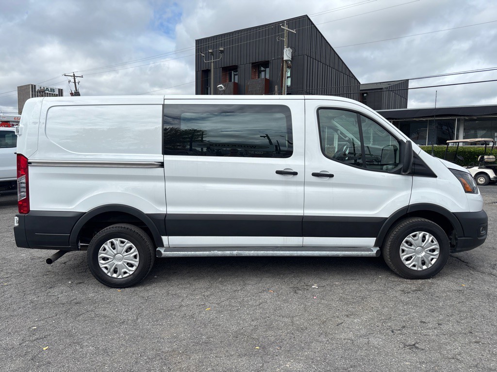 2023 Ford T250 Image 6