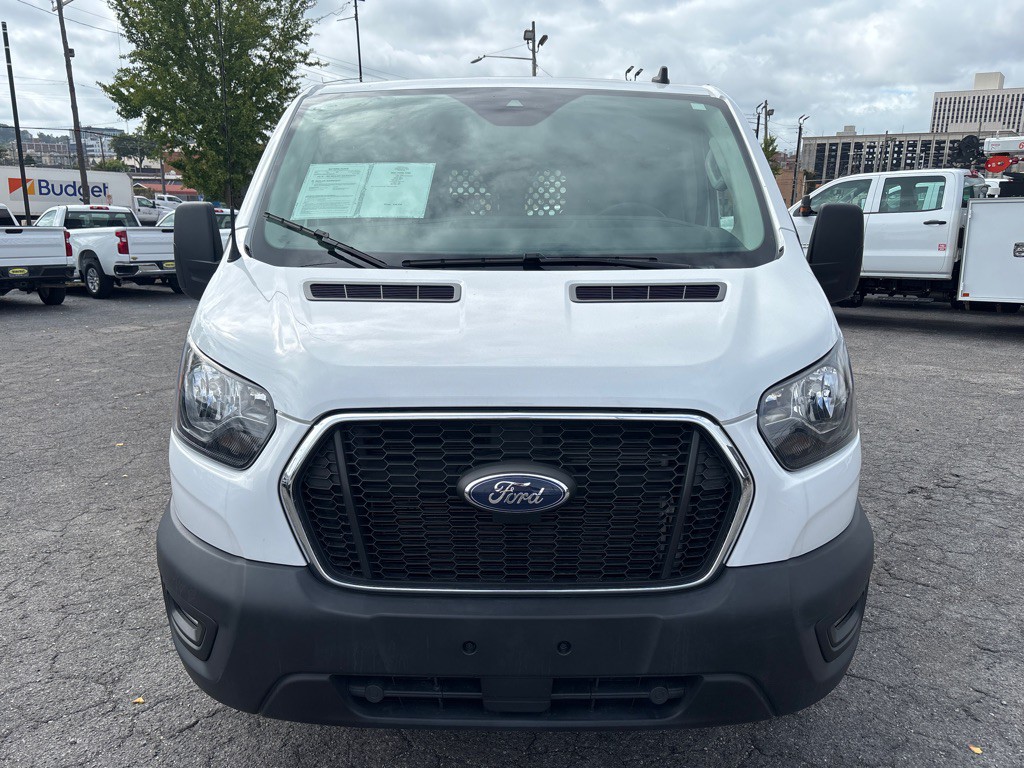 2023 Ford T250 Image 8