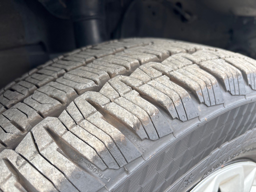 2023 Ford T250 Image 24