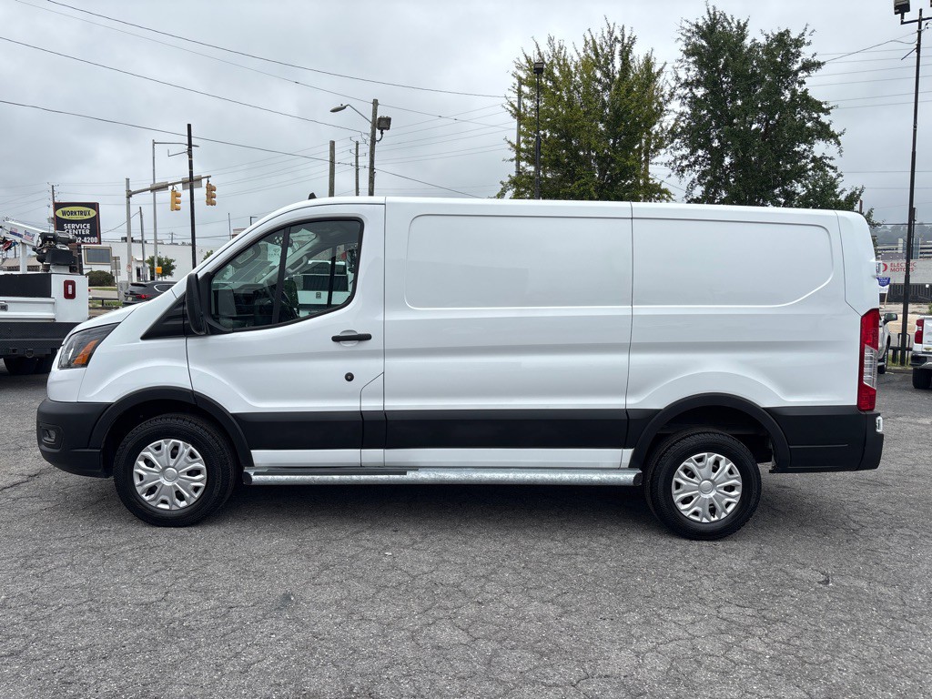 2023 Ford T250 Image 2