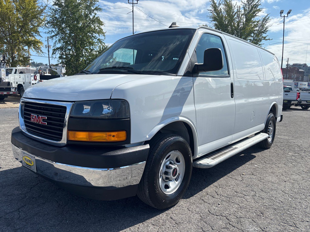 2023 GMC G2500 Image 1