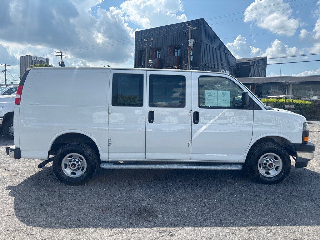 2023 GMC G2500 Image 6
