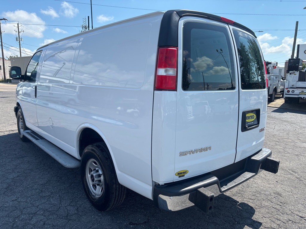 2023 GMC G2500 Image 3