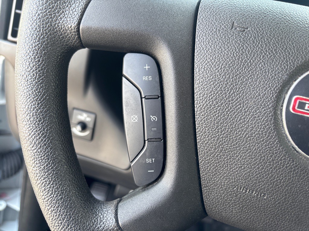 2023 GMC G2500 Image 12