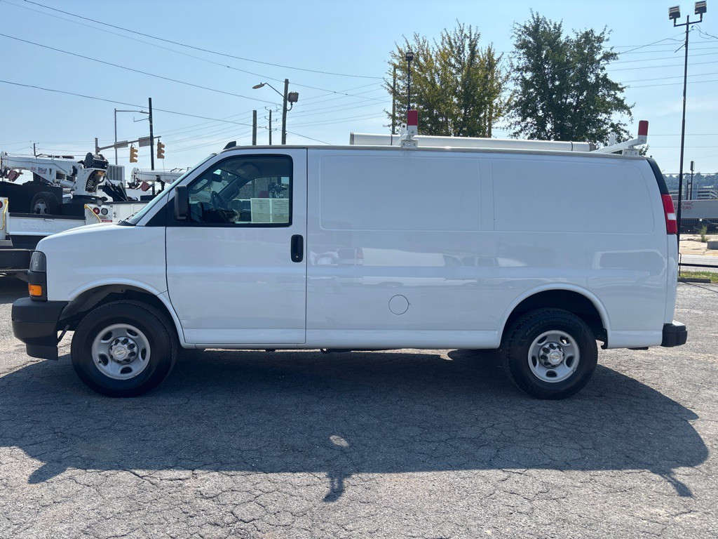 2021 Chevrolet Express Image 2