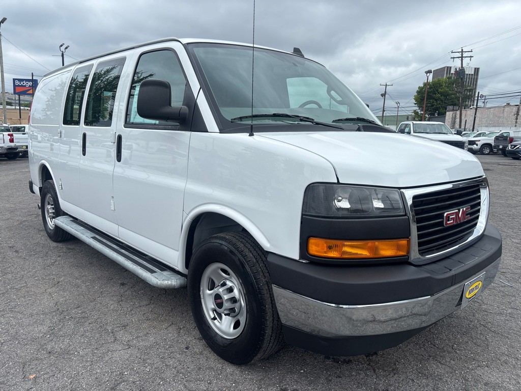 2023 GMC G2500 Image 7