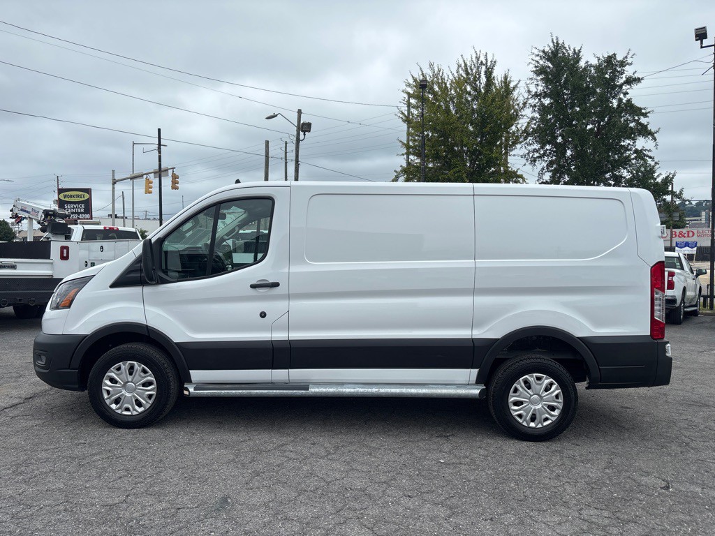 2023 Ford T250 Image 2
