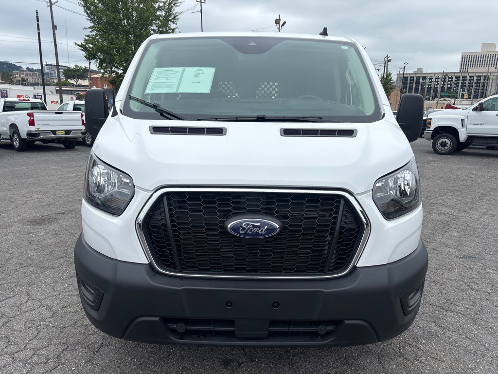 2023 Ford T250 Image 8