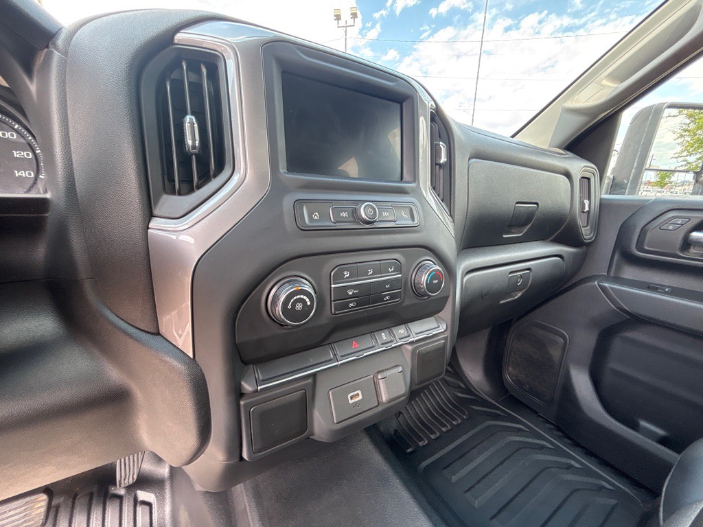 2020 Chevrolet C/K 2500 Image 11