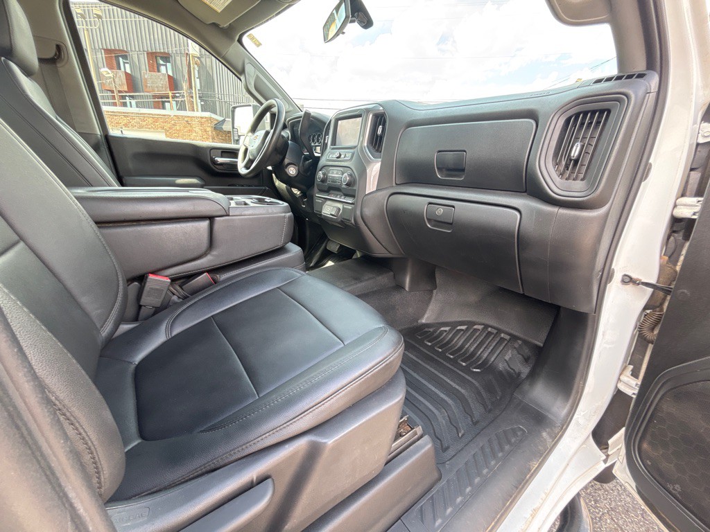 2020 Chevrolet C/K 2500 Image 15