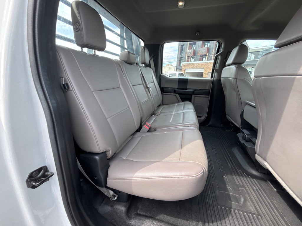 2018 Ford F-350 Image 20