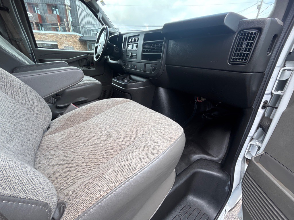 2022 Chevrolet Silverado 2500 Image 17