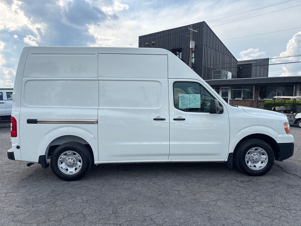 2021 Nissan NV Image 6