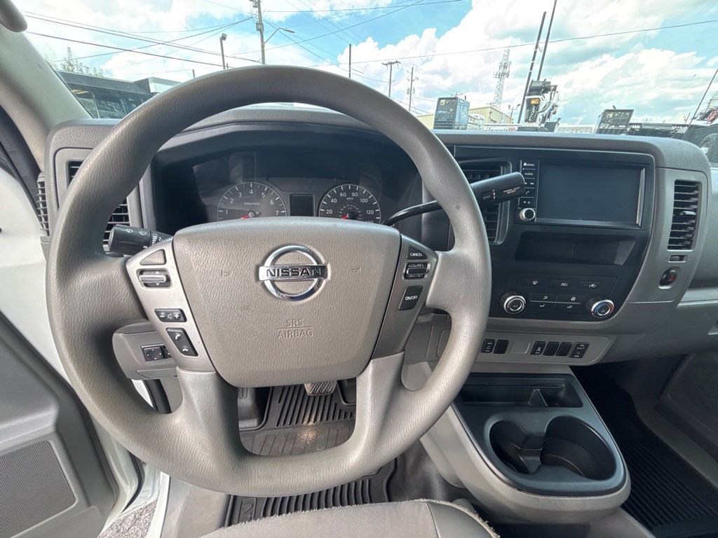 2021 Nissan NV Image 11