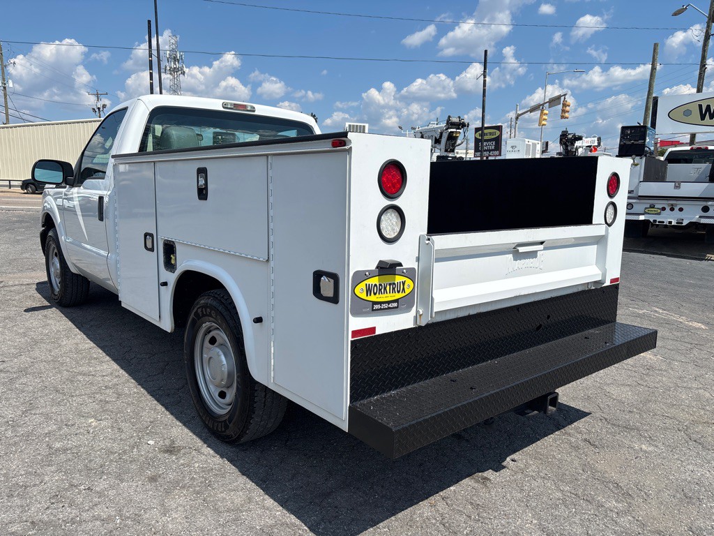 2016 Ford F-250 Image 9
